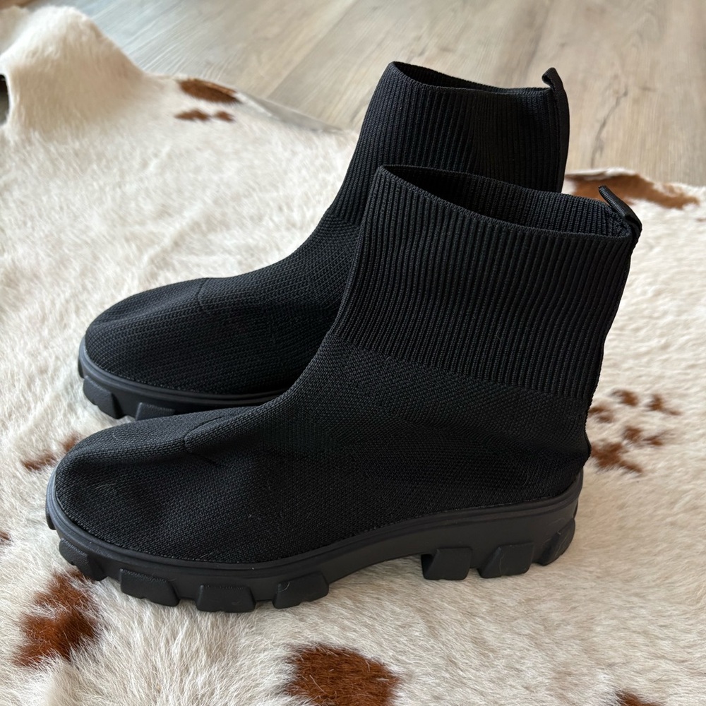 Black Knitted Lug Sole Ankle Boots. Unworn.